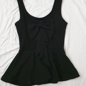 🆕 | Bow Back Peplum Top